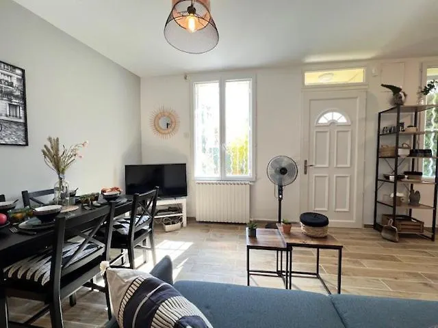 Apartment Charming Seaside House 2 Bedrooms Marseille