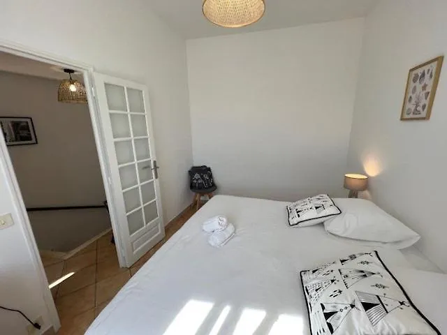 Charming Seaside House 2 Bedrooms Marseille